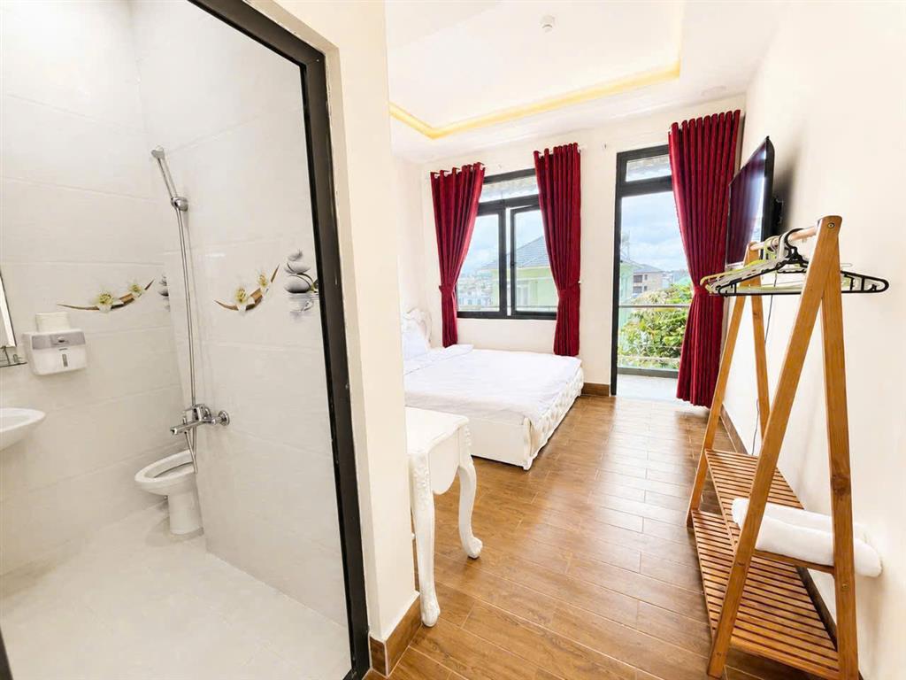 Cho thuê 1 tầng villa 3 phòng ngủ giá 15 triệu tại đường Ngô Gia Tự Đà Lạt Lâm Đồng