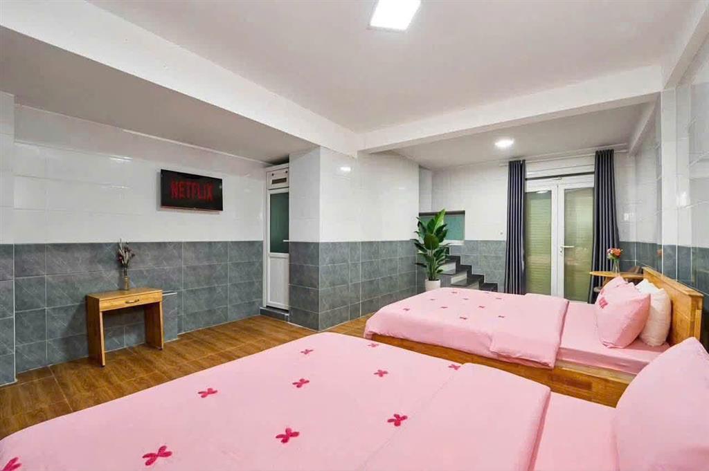 Cho thuê khách sạn 17 phòng có thang máy, hầm xe giá 35 triệu đường Xô Viết Nghệ Tĩnh Đà