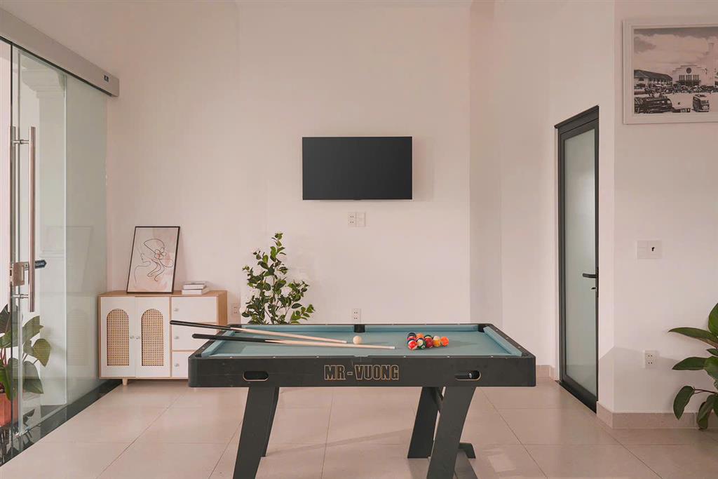 Cho thuê villa 7 phòng ngủ view kính toàn cảnh giá 25 triệu đường Cao Thắng Đà Lạt Lâm