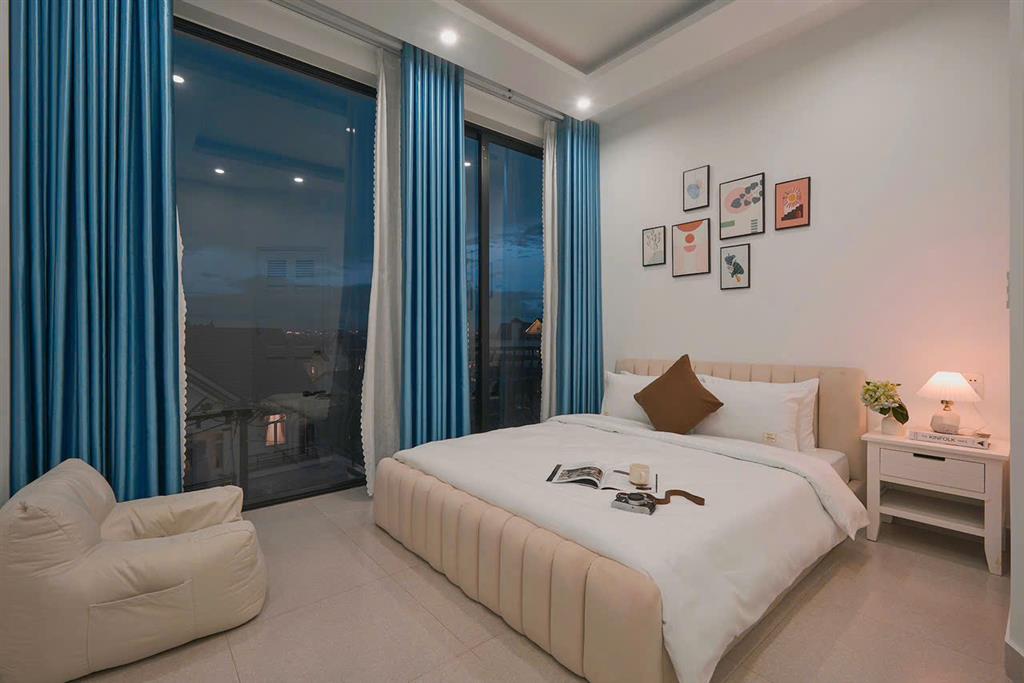Cho thuê villa 7 phòng ngủ view kính toàn cảnh giá 25 triệu đường Cao Thắng Đà Lạt Lâm