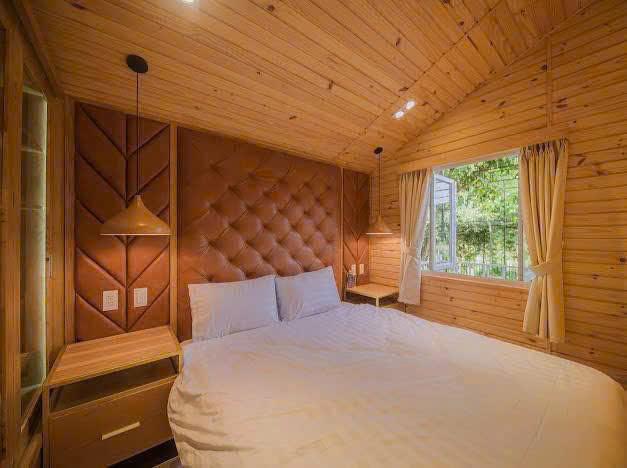 Cho thuê homestay khuôn viên 2.000m2 4 bungalow view rừng thông giá 35 triệu tại Tà Nung