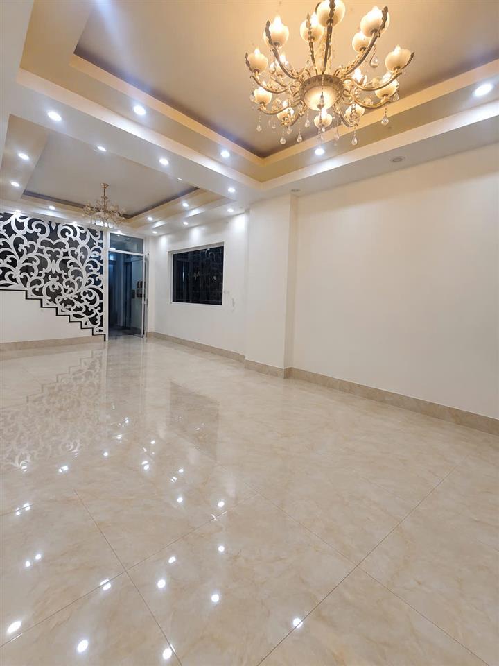 Cho thuê mặt bằng kinh doanh mặt tiền đường lớn giá 15 triệu đường Nguyễn Công Trứ Đà Lạt