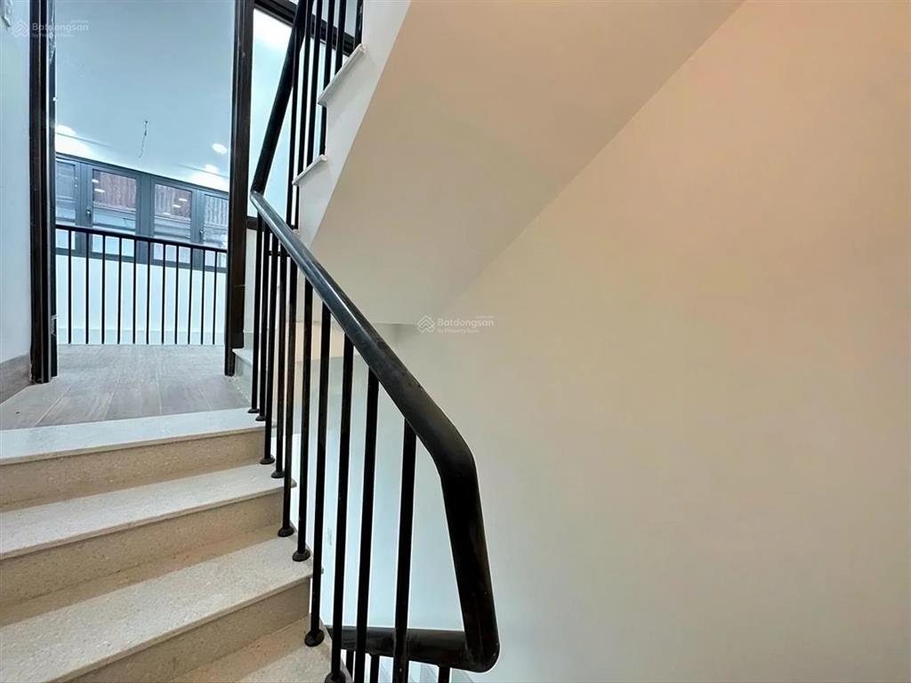 [phường bàn cờ] bán nhà 5 tầng mới đường lý thái tổ quận 3, đang có dòng tiền, giá 4.6 tỷ