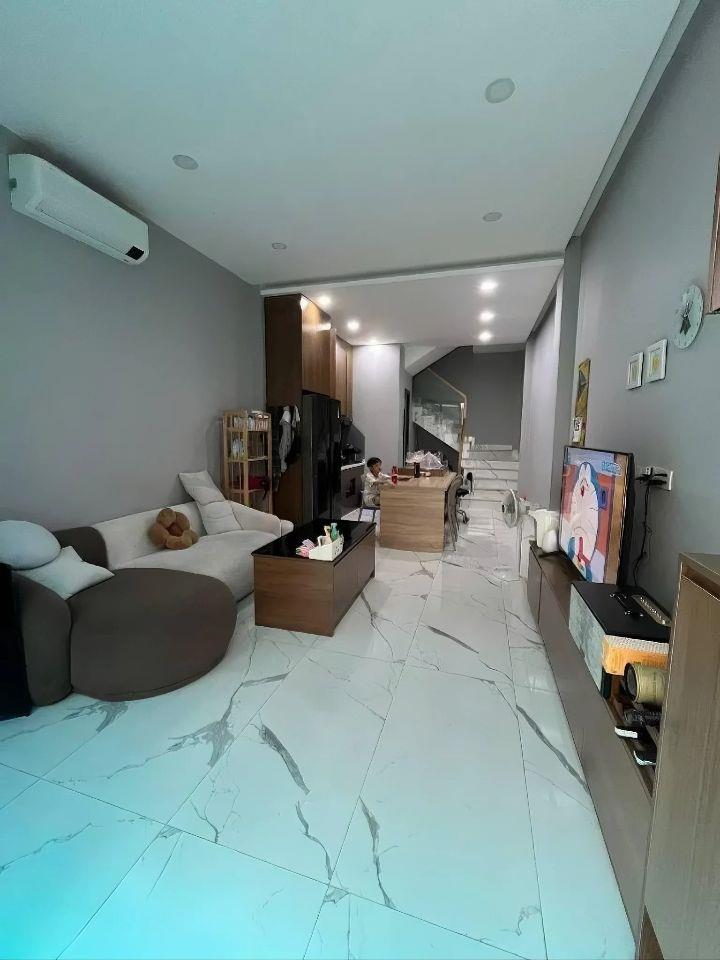 [PHƯỜNG BÀN CỜ] BÁN NHÀ 4 TẦNG NGAY KHU CHỢ BÀN CỜ – 38M² – GIÁ 8.9 TỶ