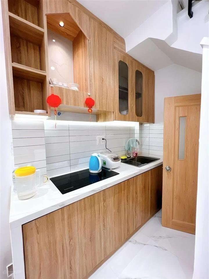 Bán căn nhà 5 tầng mới đẹp long lanh  nguyễn đình chiểu quận 3  hxh thông  giá 9.6 tỷ