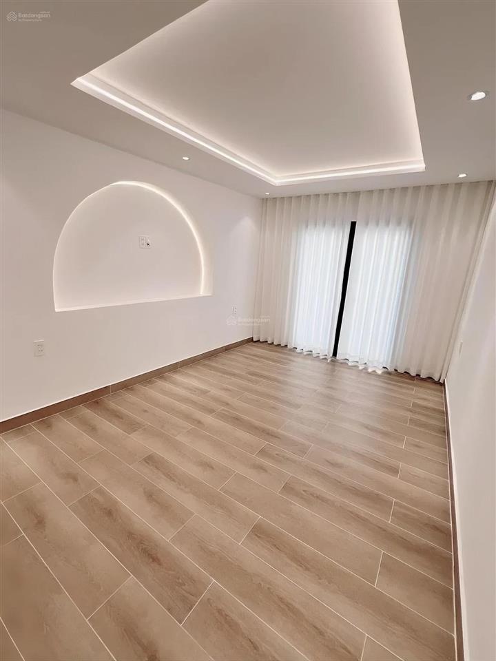 Bán căn nhà 5 tầng mới đẹp long lanh  nguyễn đình chiểu quận 3  hxh thông  giá 9.6 tỷ