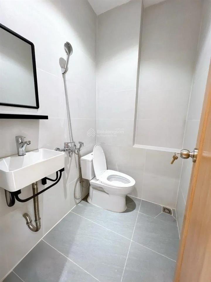 Bán căn nhà 5 tầng mới đẹp long lanh  nguyễn đình chiểu quận 3  hxh thông  giá 9.6 tỷ