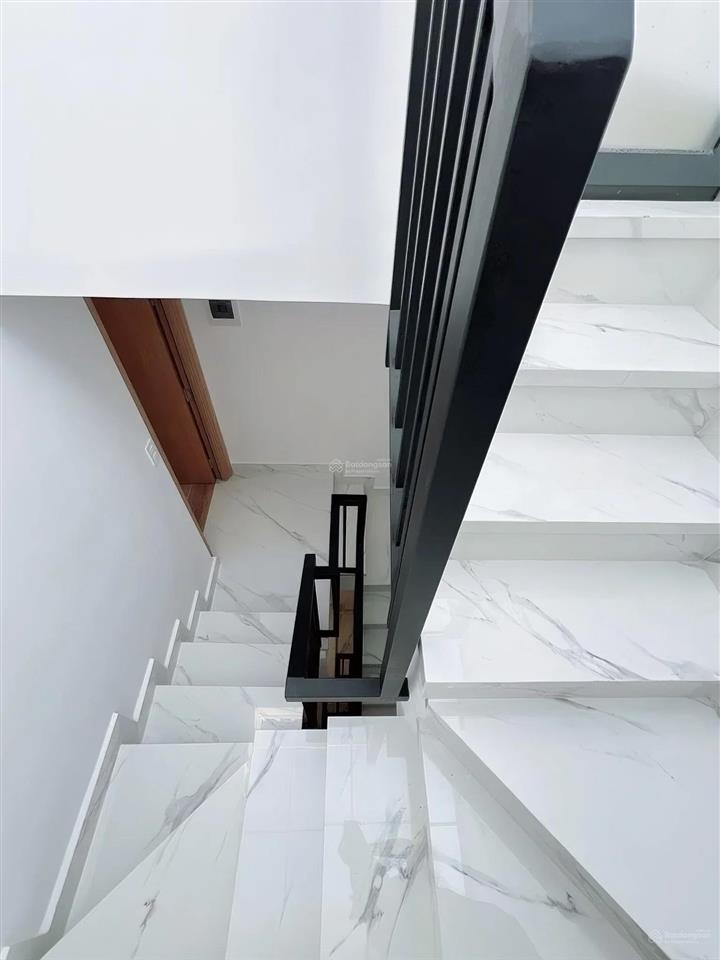 Bán căn nhà 5 tầng mới đẹp long lanh  nguyễn đình chiểu quận 3  hxh thông  giá 9.6 tỷ