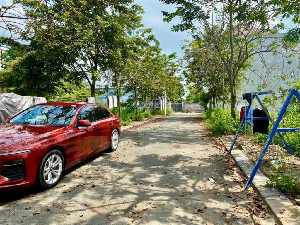 Bán đất ngay khu đô thị vinhomes p. long thạnh mỹ q9  vị trí da eco4  1/ đường nguyễn xiển