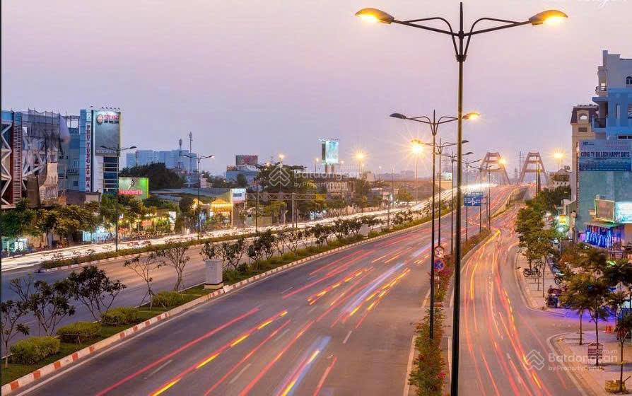 Tài sản lõi  2 mặt tiền phạm văn đồng & kha vạn cân  đối diện gigamall  nhỉnh 200tr/m2