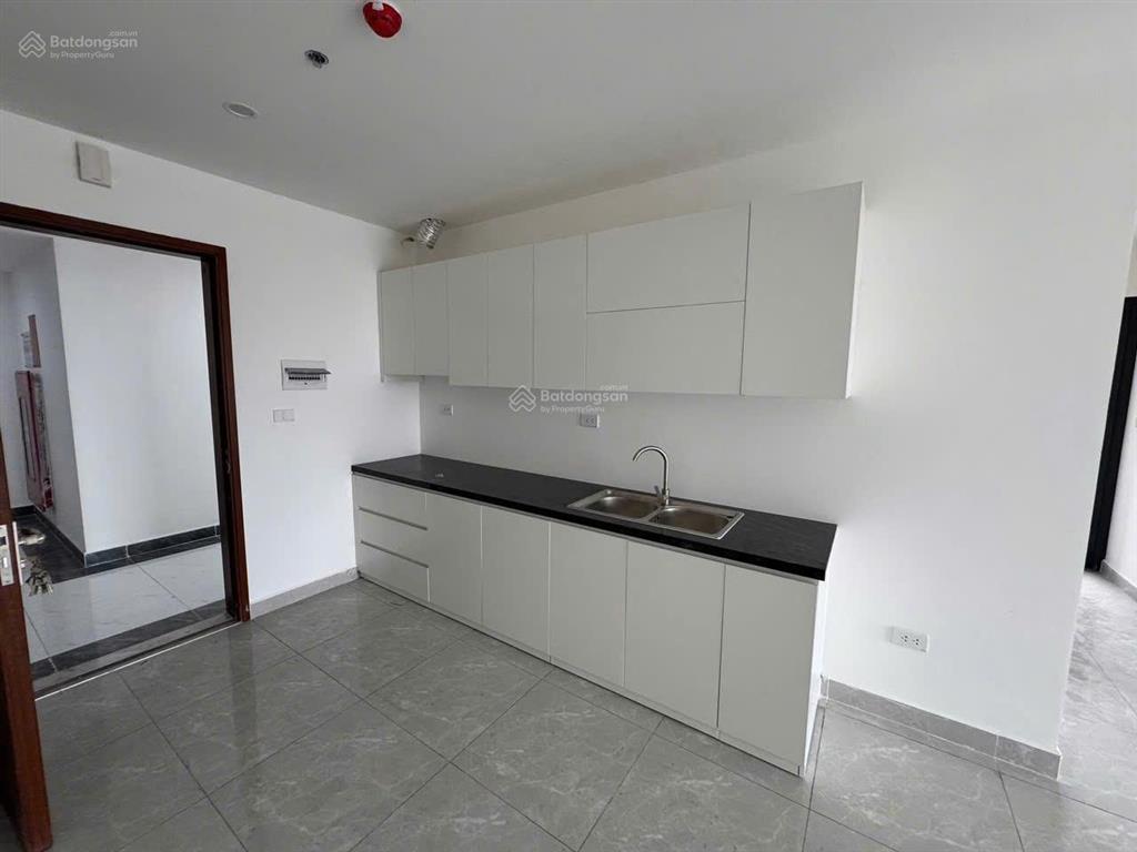 Cho thuê căn 70m2ko đồ chung cư 384 lê thánh tông ct35,5 triệu