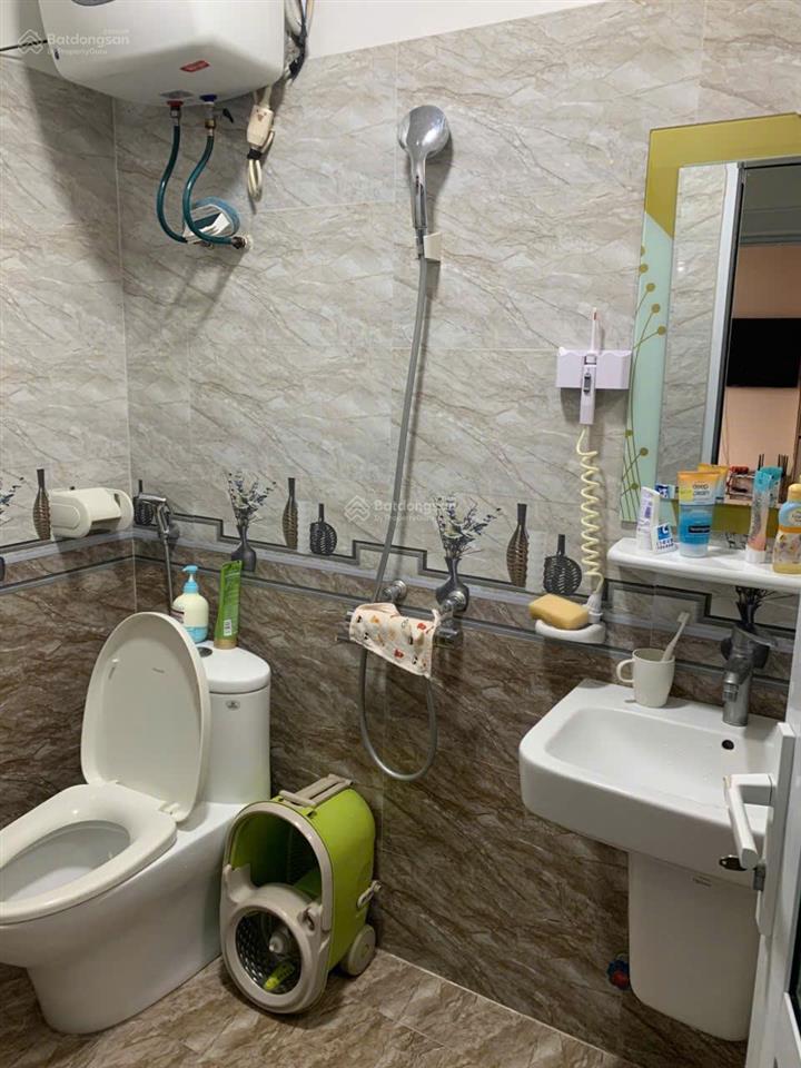 Cho thuê nhà riêng hai bà trưng  45m2  3 ngủ  3 wc  full đồ