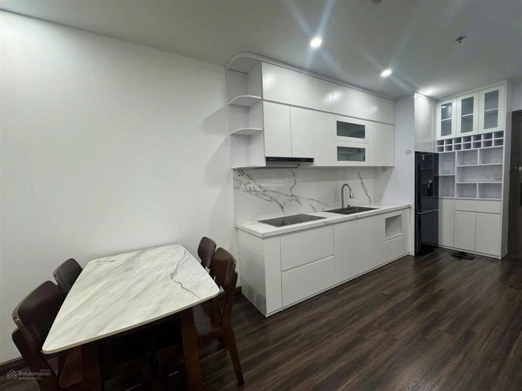 Cho thuê căn hộ 63m2, 2 ngủ, 2 wc, hoàng huy commerce, 9,5 triệu, full đồ