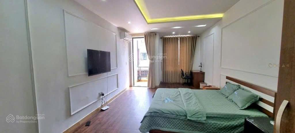 Cho thuê nhà nguyên căn  90m2  5 ngủ  văn cao  full đồ