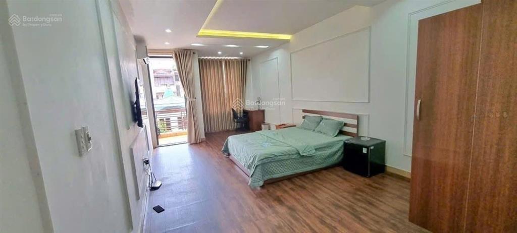 Cho thuê nhà nguyên căn  90m2  5 ngủ  văn cao  full đồ
