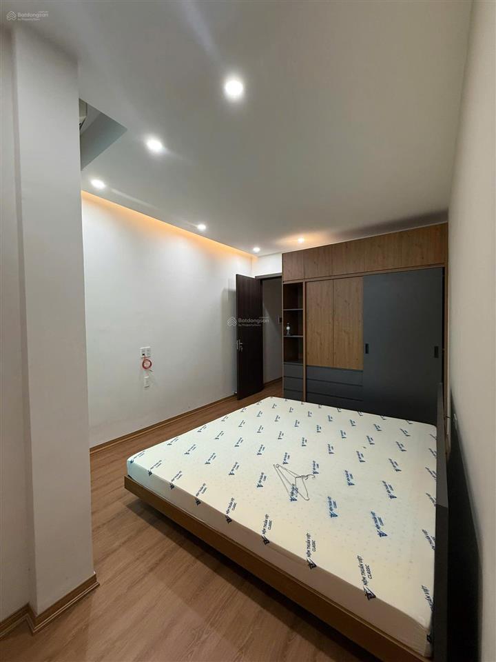 Cho thuê nhà riêng 4 ngủ3 wcvăn caofull đồ16 triệu