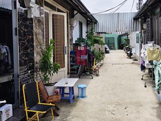 Chỉ 1tỷ 2 sở hữu ngay căn nhà 64 m2 mặt tiền khủng 8m. đường trước nhà 4m xe hơi tới nhà