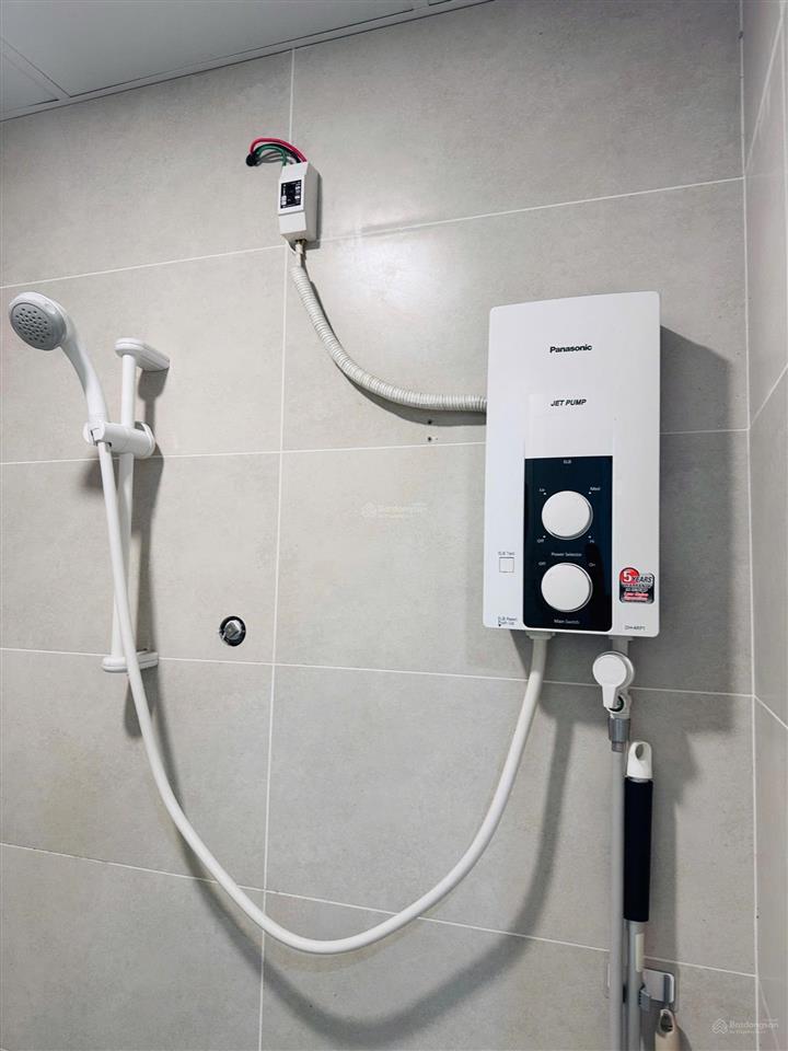 Cho thuê căn hộ saigon intela55m2 2 pn2 nhà vệ sinh