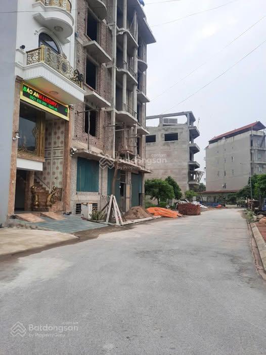 Bán 90m đất giãn dân đa tiện thuận thành giáp hà nội, mt 4,5m ,vỉa hè 3m, đường 8m giá thỏa thuận