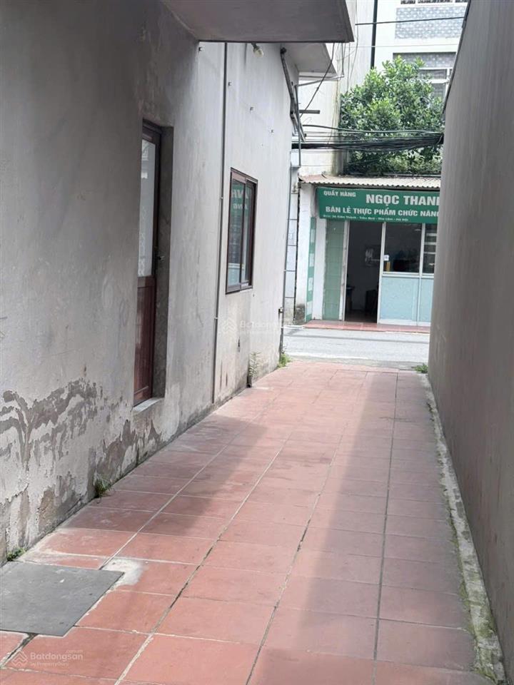 Lô đất hiếm có trâu quỳ, tầm tài chính hơn 3 tỷ, diện tích 30m, cách 1 nhà ra ô tô tránh thông