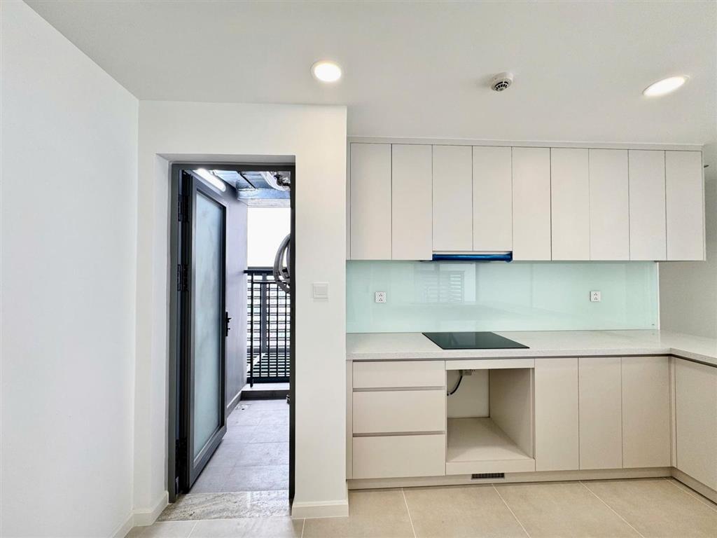 Urban green cho thuê căn hộ 3pn 2wc  nội thất cơ bản  nhà mới 100%