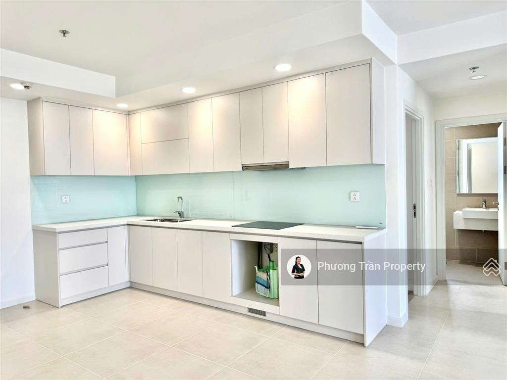 Urban green cho thuê căn góc 2pn 2wc  nội thất cơ bản  bàn giao mới tinh từ cdt
