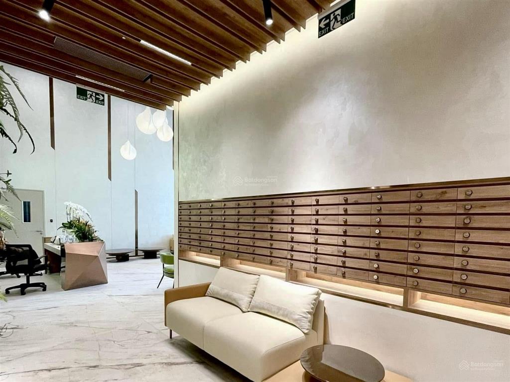 Cho thuê ch urban green| 2pn 65m2| giá 11 triệu| nt cơ bản| view hồ bơi| hướng đn mát mẻ