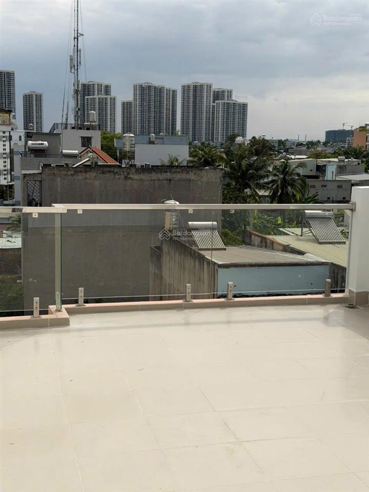 Bán nhà 4 tầng kế bên vinhomes grand park quận 9,nhà sổ hồng riêng hoàn công đầy đủ,đường xe hơi