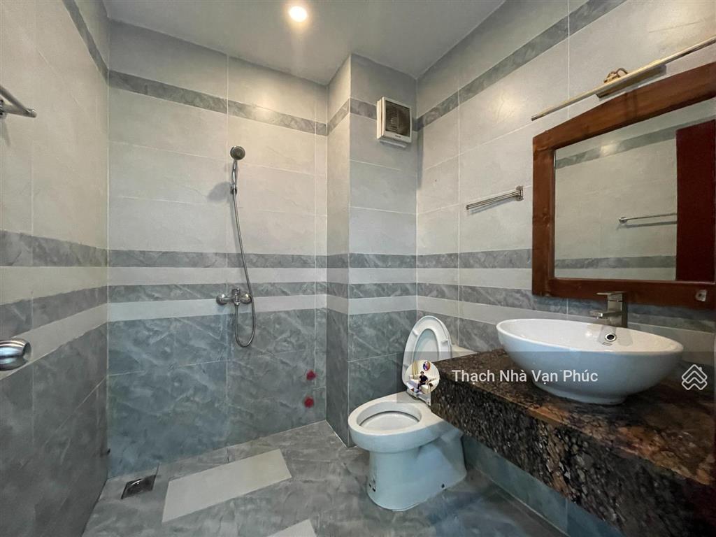 Cho thuê căn hộ 35m2 tại vạn phúc city sàn trống, dễ setup 7,5 triệu/tháng