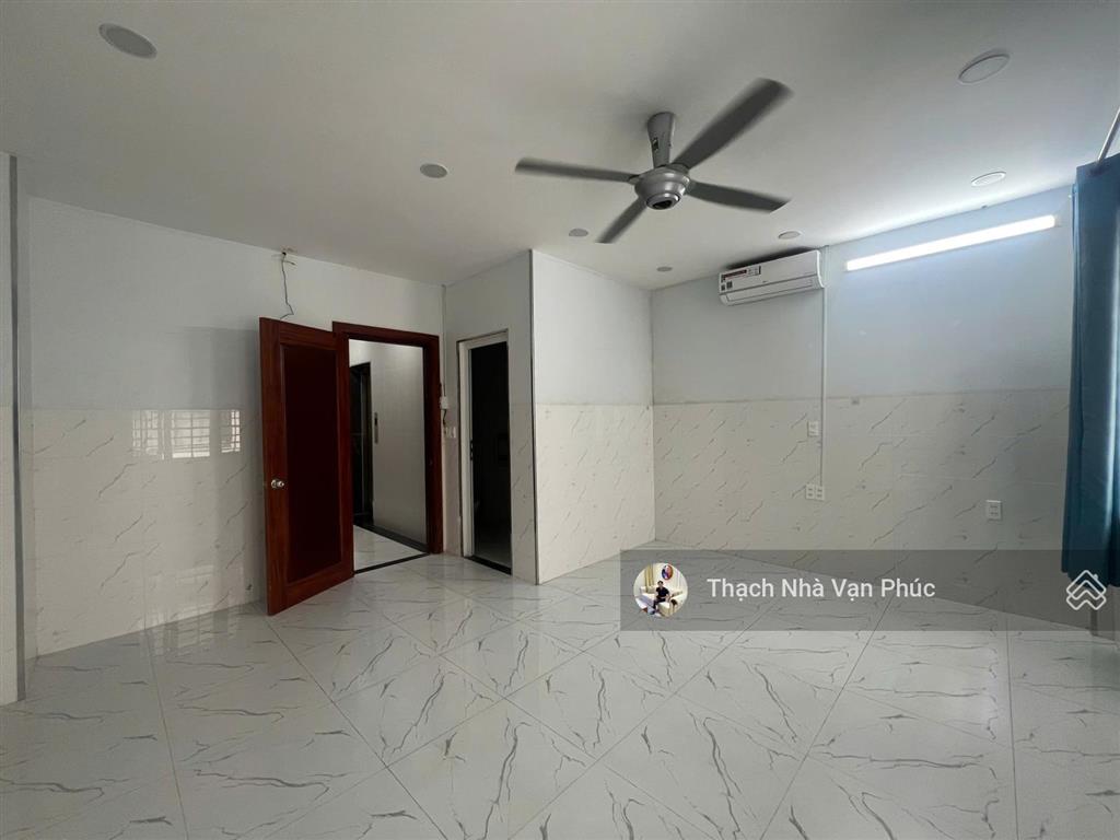 Cho thuê văn phòng 25m2  vạn phúc city | chỉ 5,5tr/tháng