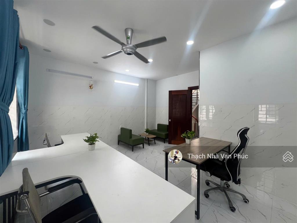 Cho thuê văn phòng nhỏ 25m2  phù hợp startup  5,5 triệu/tháng