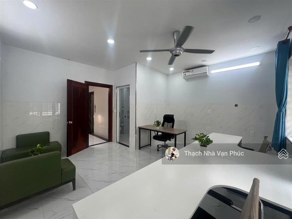 Cho thuê văn phòng nhỏ 25m2  phù hợp startup  5,5 triệu/tháng