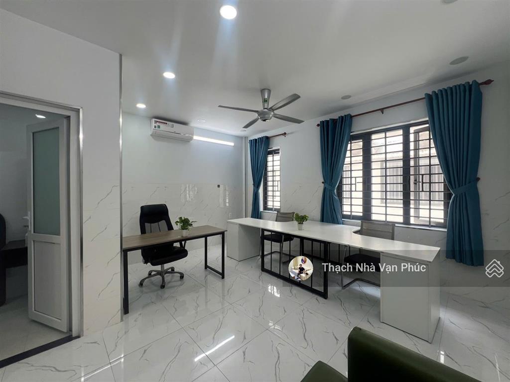 Cho thuê văn phòng nhỏ 25m2  phù hợp startup  5,5 triệu/tháng