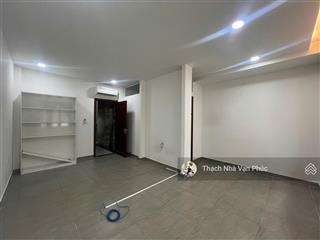 Văn phòng 25m2 cho thuê  vạn phúc city  giá 5,5 triệu/tháng