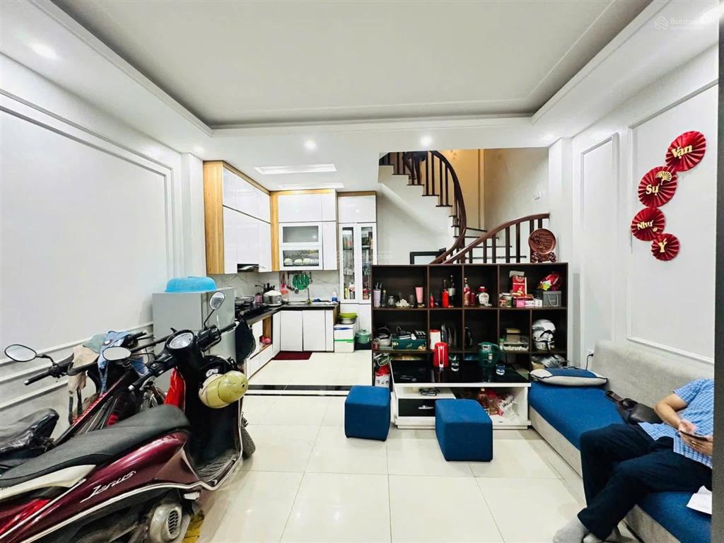 Cần cho thuê nhà phú đô, từ liêm đầy đủ tiện nghi 36m2, 4 tầng