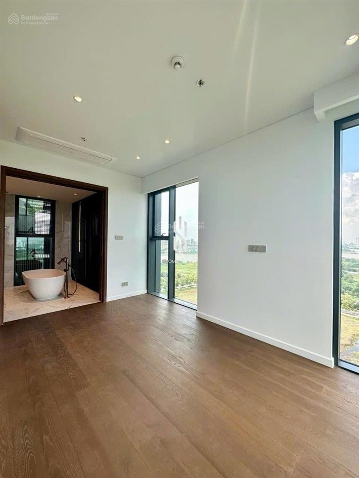 Bán nhanh the crest metropole 2pn  đã có sổ, view ifc 99  24 tỷ