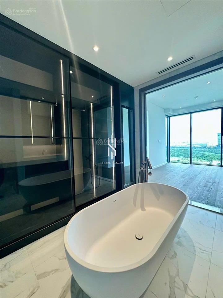 Bán nhanh the crest metropole 2pn  đã có sổ, view ifc 99  24 tỷ