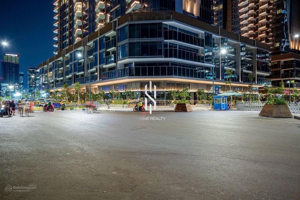 The opera 2pn full nt  view sông q1, landmark 81