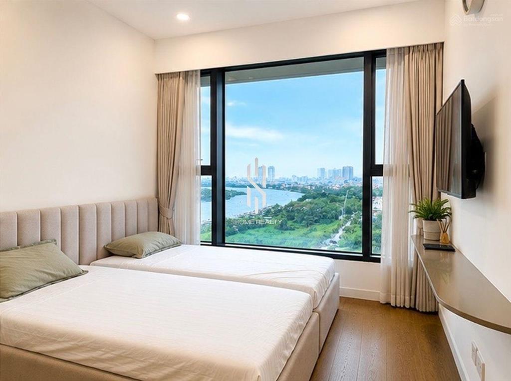 3pn  full nội thất  view sông  lm 81  65tr/tháng