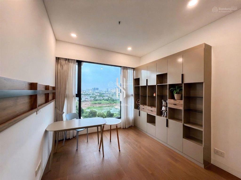 3pn  full nội thất  view sông  lm 81  65tr/tháng