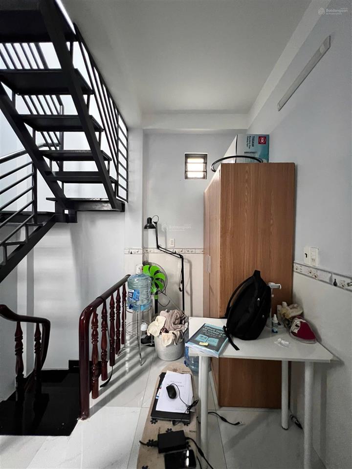 Bán nhà 4 tầng phường linh chiểu, thủ đức chỉ 4 tỷ