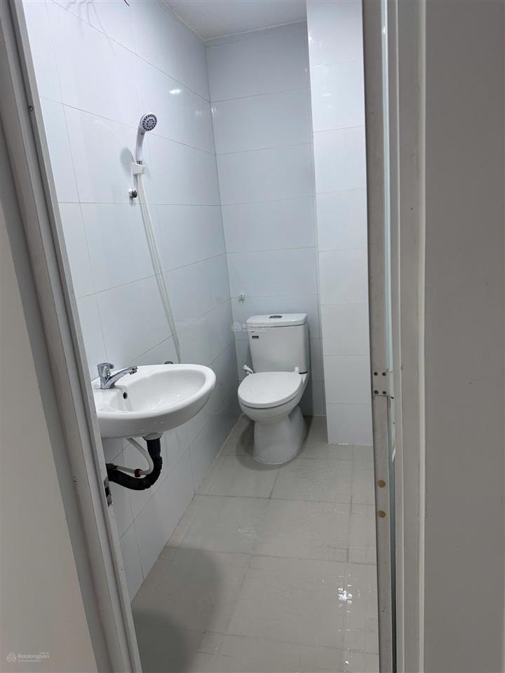 Căn nhà 4 tầng hẻm 5m thông trương phước phan p. bình trị đông, q. bình tân diện tích 4x10m