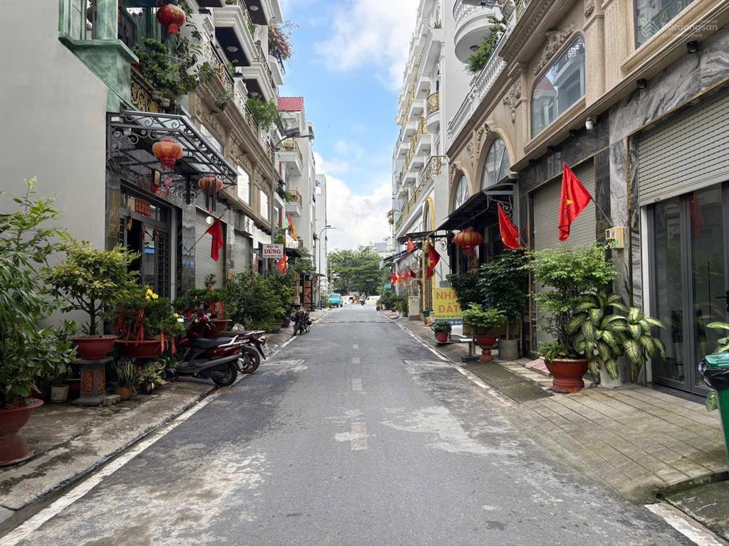 Nhà mới 5 tầng khu phân lô vip hoa sứ đường 26 tháng 3 gần aeon tân phú, chỉ 7.6 tỷ tl