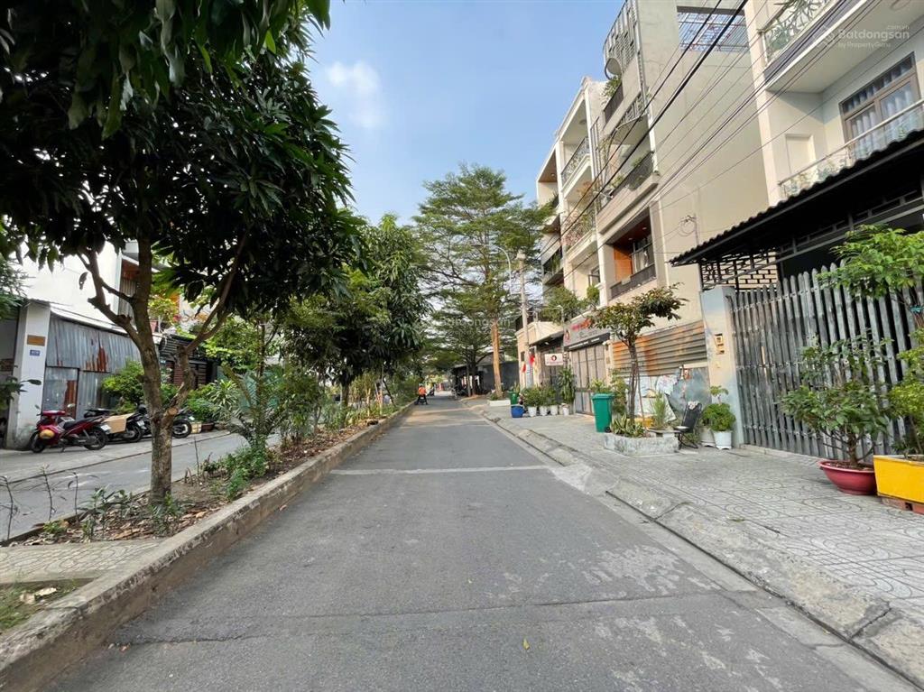 Bán đất hẻm 457 lê văn quới hẻm 15m có lề đất trống giá 8 tỷ tl