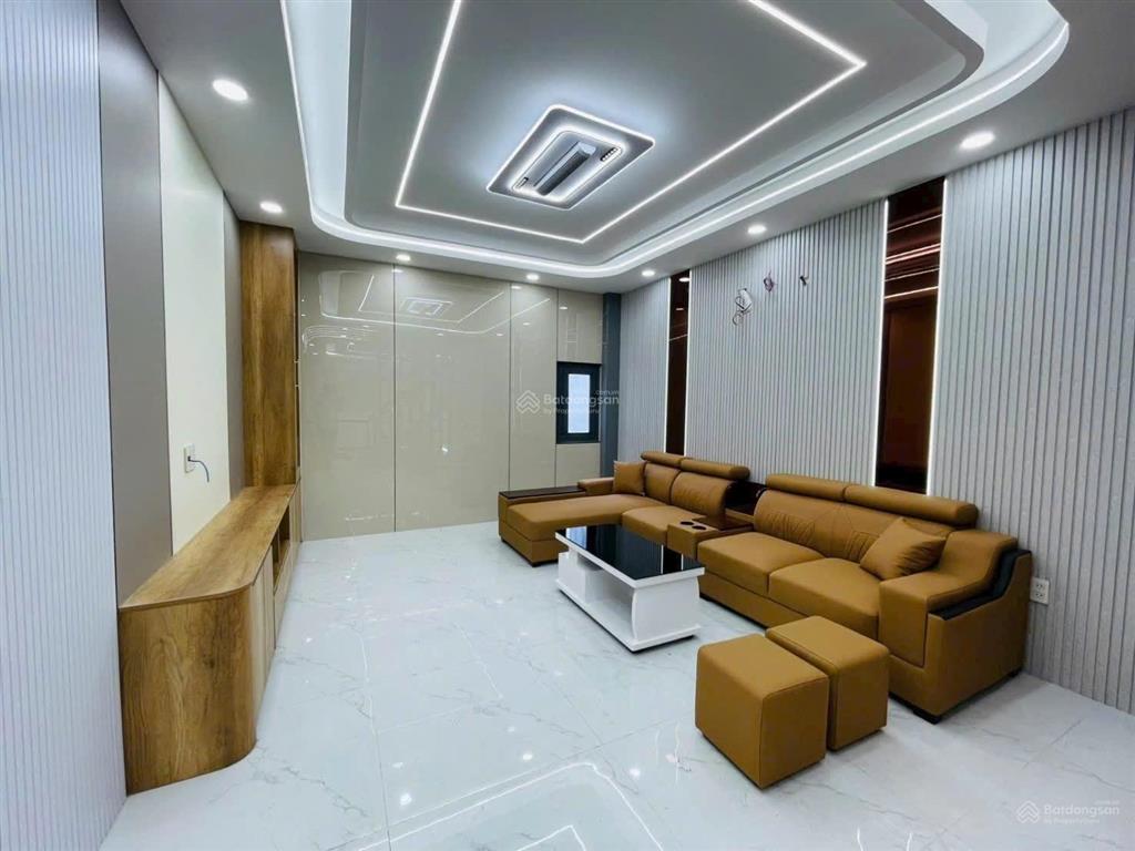 Hạ giá 600 triệu nhà mới 5 tầng dt 4 x 12.5m hẻm nhựa 20m tây lân chỉ 6.7 tỷ tl
