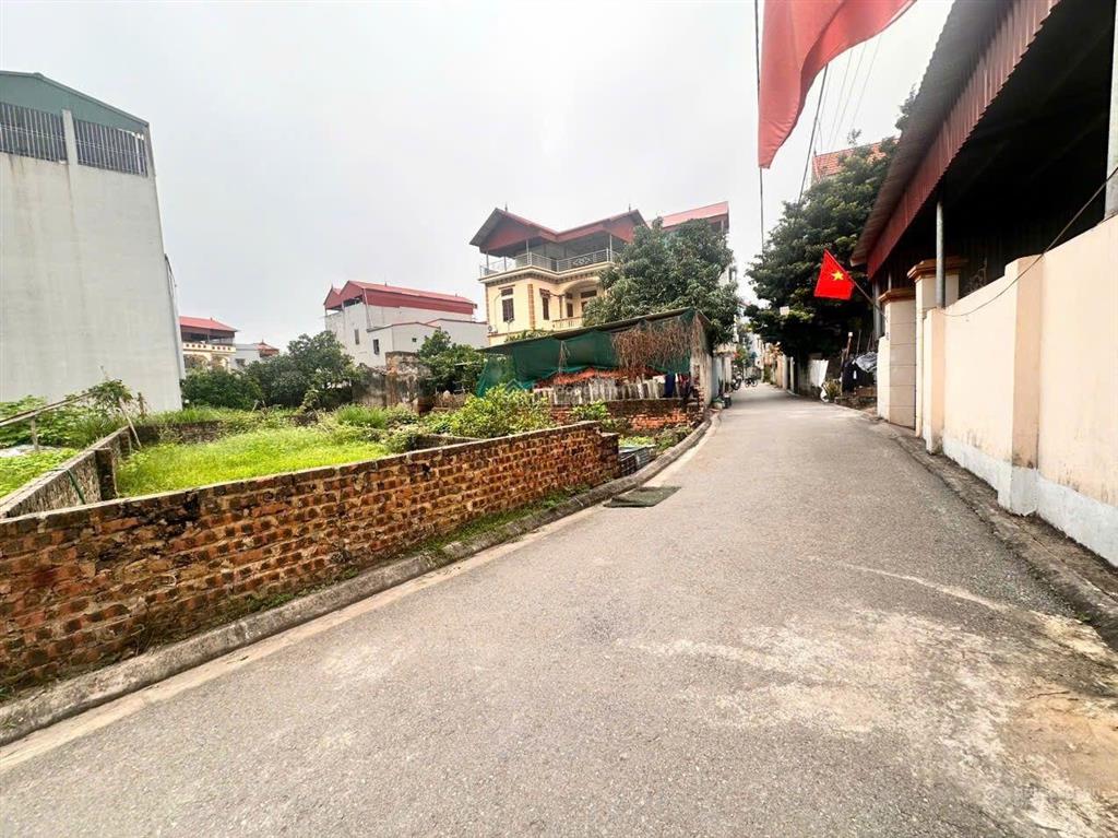 Bán 50m2 đất đa tốn đường 7 chỗ giá hợp lý