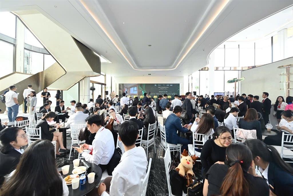 THE EMERALD GARDEN VIEW – Căn hộ xanh 54m2 đầy đủ công năng dễ dàng sở hửu.