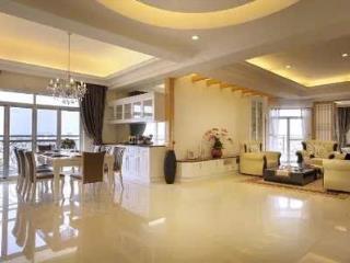 Bán căn hộ 4pn, 4wc  370m2, 21 tỷ tại cao ốc phú nhuận, giá thương mạnh.  0706 185 ***