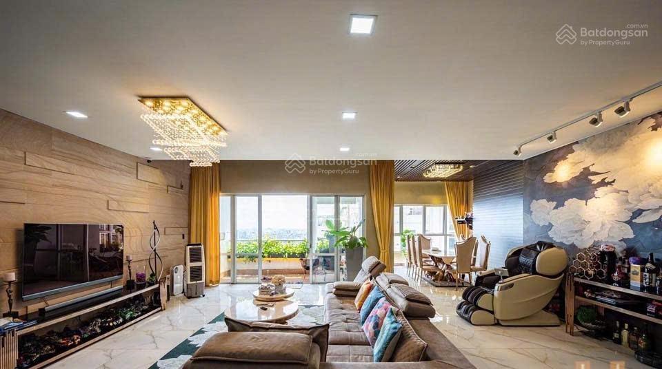 Bán cc the everrich i, 24,8 tỷ, 560m2, 5pn, 5wc, hồ bơi riêng, phường phú thọ, hcm,  0706 185 ***