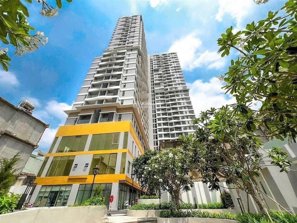 Bán căn hộ dhomme, 5 tỷ, 70m2, 2pn, 2wc, bình tây, hồ chí minh   0706 185 ***